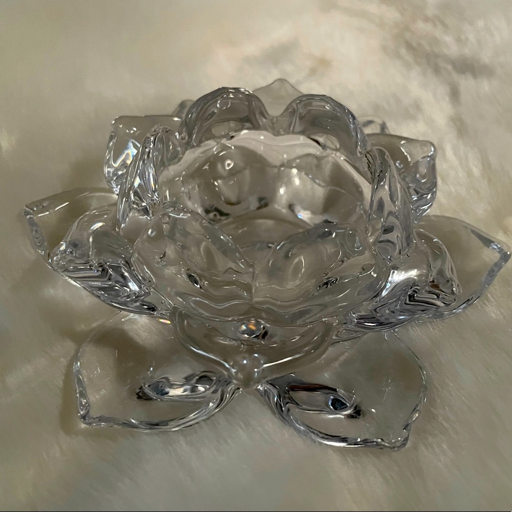 Lotus Votive